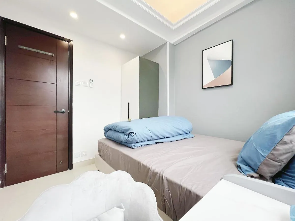 Student Accommodation - 5 Man Cheong Street 香港 0*,  中国