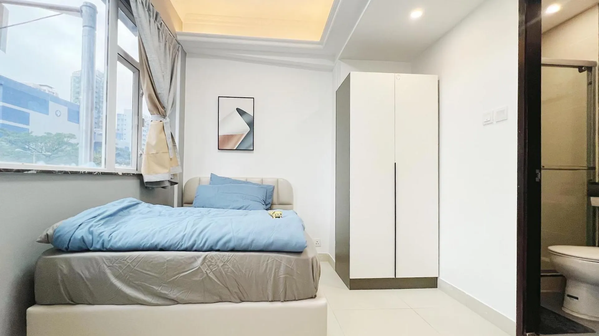 Student Accommodation - 5 Man Cheong Street 香港